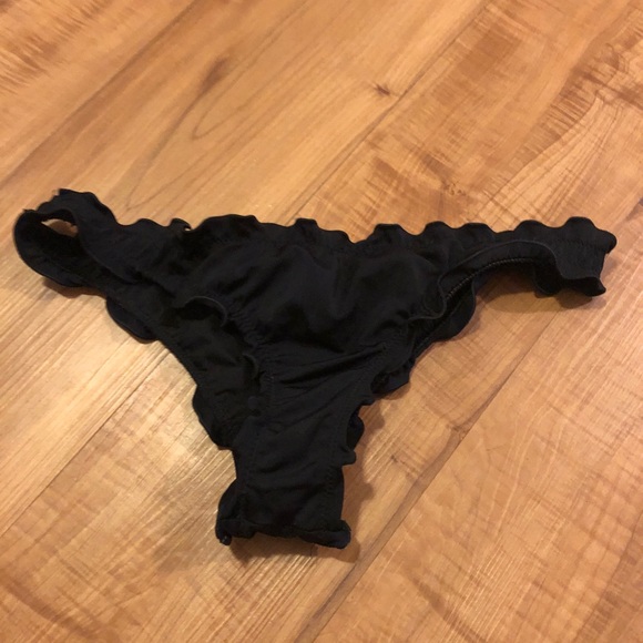 Black cheeky bikini bottoms - Picture 1 of 3